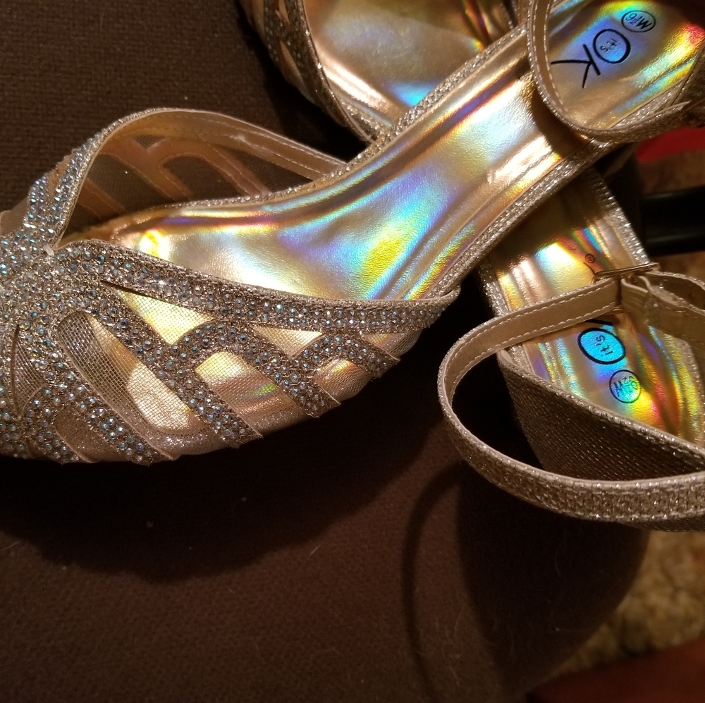 Dress shoes